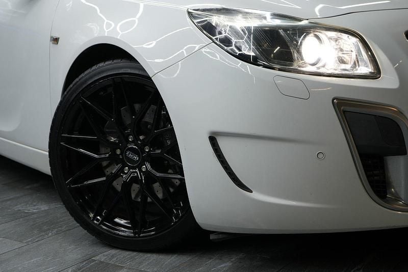 Gebraucht Opel Insignia OPC 325 PS (239 kW) 2010 Limousine