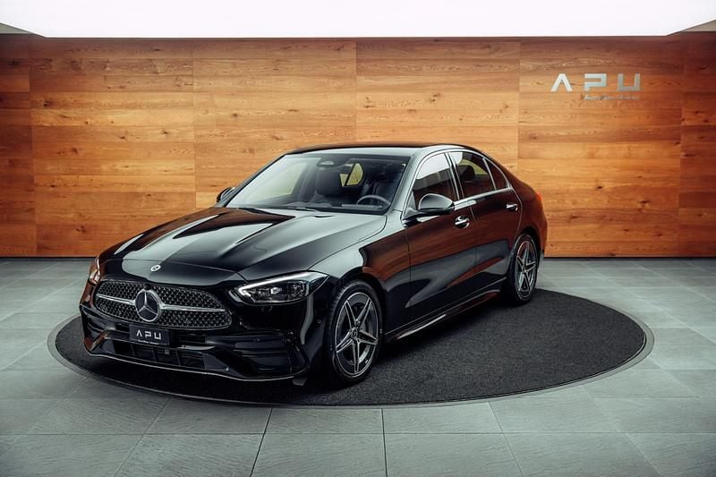 Gebraucht Mercedes C300e AMG line 265 PS (194 kW) 2024 Limousine