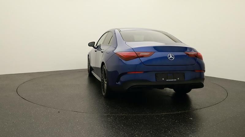 Gebraucht Mercedes CLA200 AMG line 163 PS (119 kW) 2025