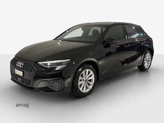 Gebraucht Audi A3 Attraction 150 PS (110 kW) 2022 Mythosschwarz metallic Limousine