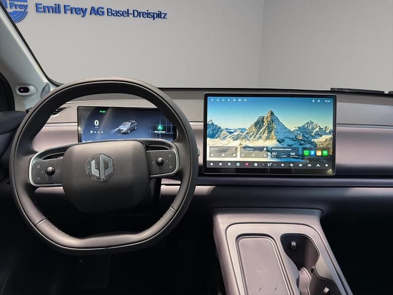 Neu Leapmotor C10 215 PS (158 kW) 2025 Grau SUV