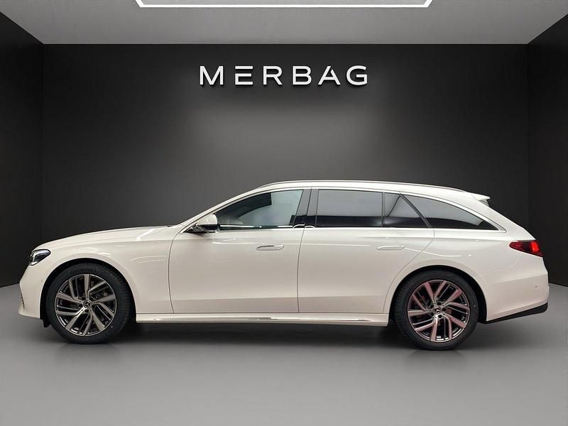 Neu Mercedes E220 197 PS (144 kW) 2025 Weiss Kombi
