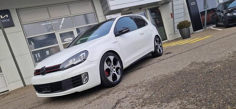 Gebraucht VW Golf GTI 211 PS (155 kW) 2012 Weiss Limousine