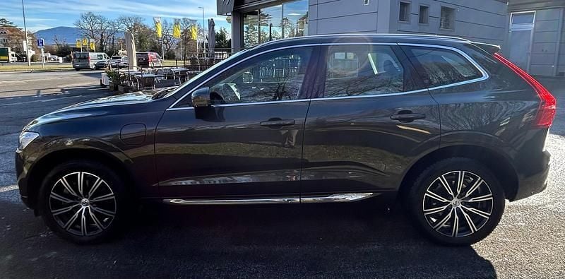 Gebraucht Volvo XC60 R-Design 341 PS (250 kW) 2021 SUV