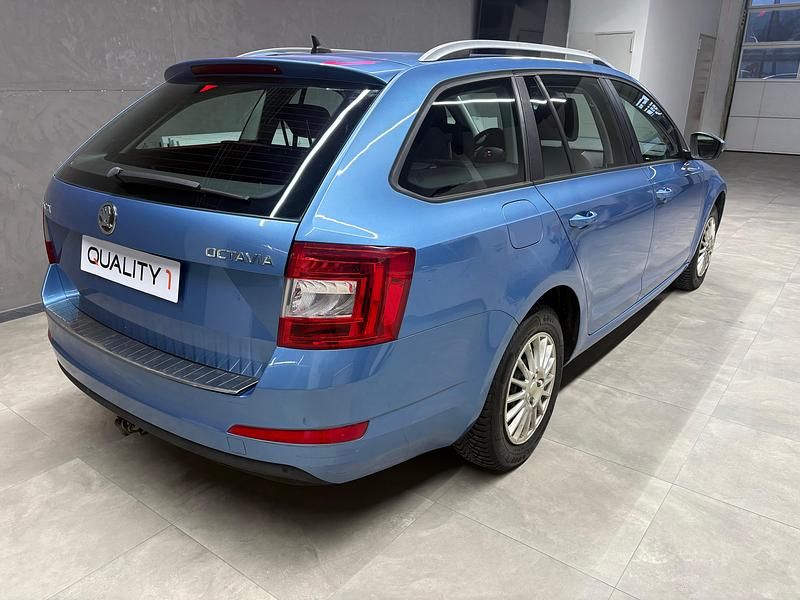 Gebraucht Skoda Octavia Elegance 150 PS (110 kW) 2013 Kombi