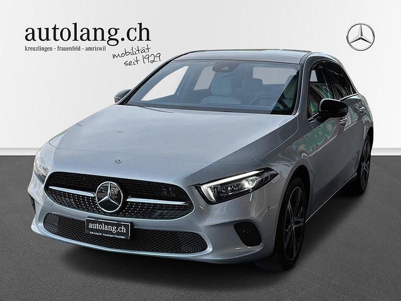 Silber Gebraucht 2022 Mercedes A250 Progressive Limousine | CHF 33’800 (Teuer) - Bild 1/4