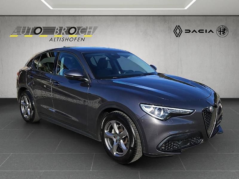 Gebraucht Alfa Romeo Stelvio Super 201 PS (147 kW) 2017 SUV