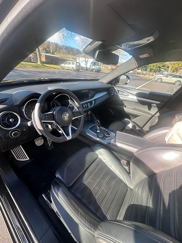 Gebraucht Alfa Romeo Stelvio 190 PS (139 kW) 2019 SUV