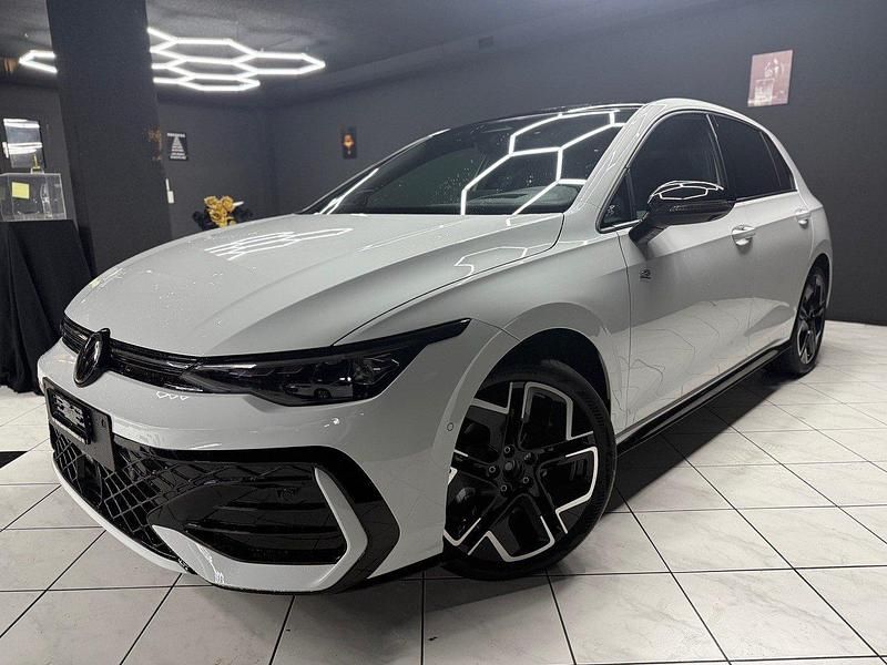 Weiss Neu 2025 VW Golf R-line Limousine | CHF 43’800 - Bild 1/3