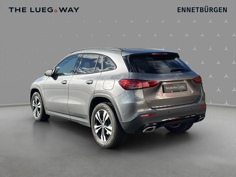 Gebraucht Mercedes GLA200 Progressive 163 PS (119 kW) 2023 SUV