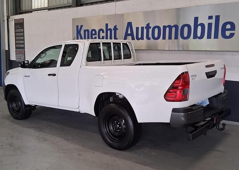 Gebraucht Toyota HiLux Luna 170 PS (125 kW) 2016 Abholung