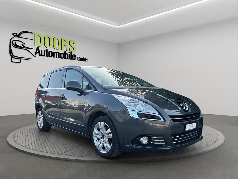 Gebraucht Peugeot 5008 Family 156 PS (114 kW) 2012 Van / Kleinbus