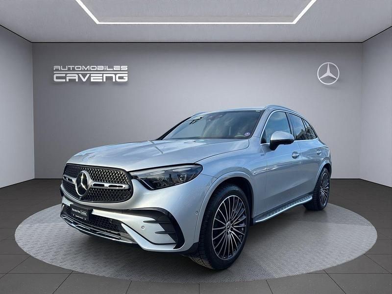 Gebraucht Mercedes GLC300e AMG line 258 PS (189 kW) 2023 SUV