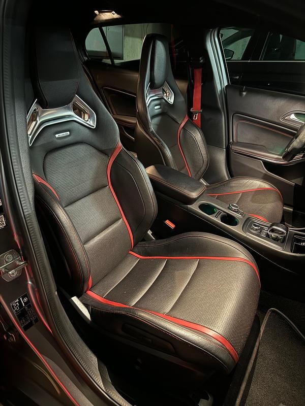 Gebraucht Mercedes GLA45 AMG AMG 381 PS (280 kW) 2018 SUV