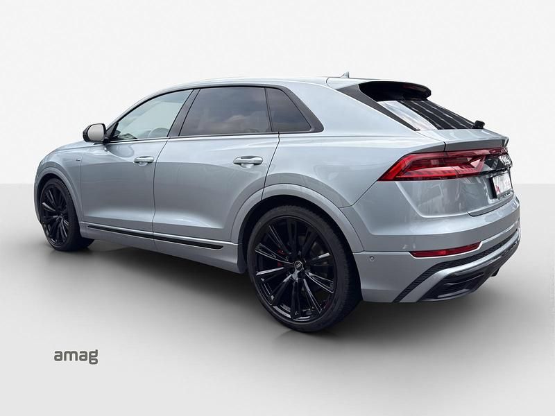 Gebraucht Audi Q8 Ambiente 340 PS (250 kW) 2023 Satellitsilber metallic SUV