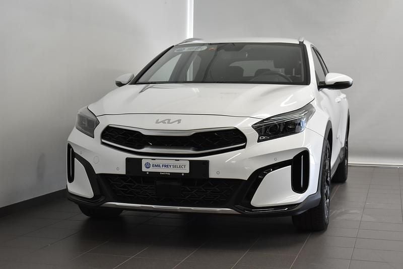 Weiss Gebraucht 2022 Kia XCeed SUV | CHF 23’900 (Superpreis) - Bild 1/4