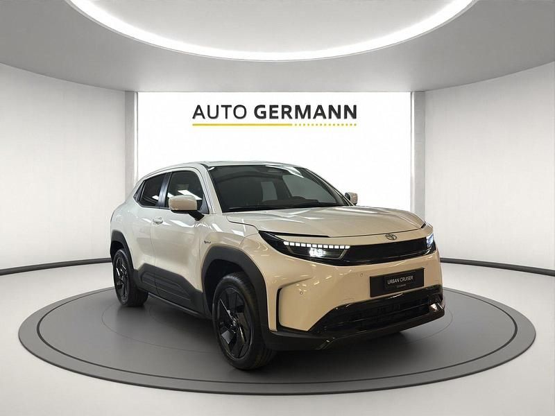Neu Toyota Urban Cruiser Comfort 105 kW (144 PS) 2025 Weiss SUV
