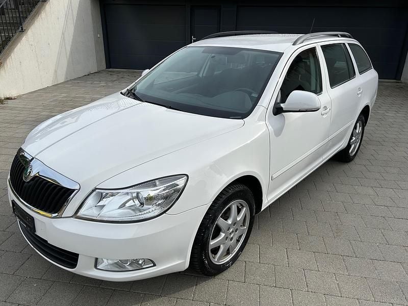 Gebraucht 2011 Skoda Octavia Kombi | CHF 4’900 (Guter Preis) - Bild 1/4