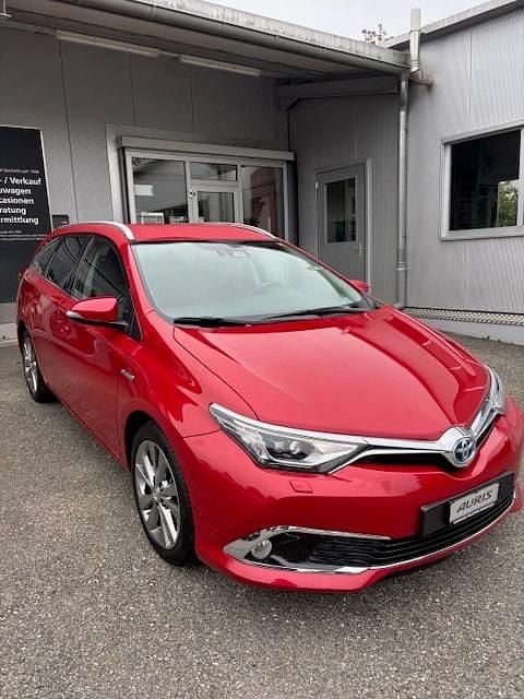 Gebraucht 2016 Toyota Auris Touring Sports Sol Kombi | CHF 13’700 (Fairer Preis) - Bild 1/4