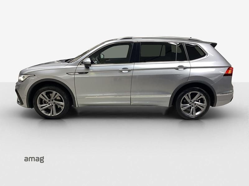 Gebraucht VW Tiguan Allspace R-line 190 PS (139 kW) 2023 Pyrit silber metallic SUV
