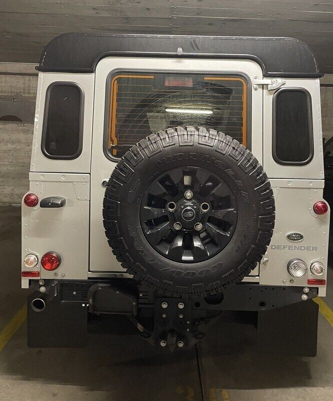 Gebraucht Land Rover Defender 122 PS (89 kW) 2016 SUV