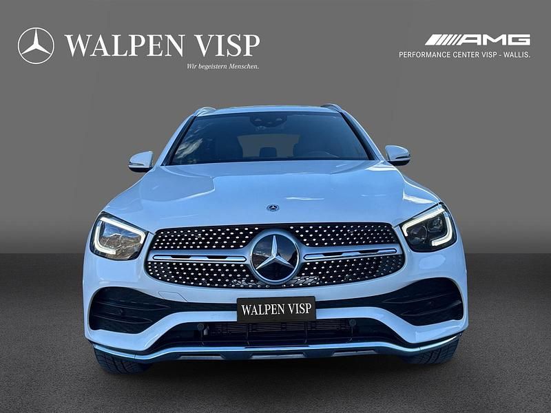 Gebraucht Mercedes GLC200 AMG line 197 PS (144 kW) 2020 SUV