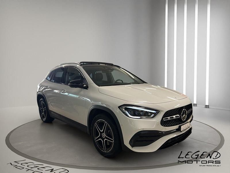 Gebraucht Mercedes GLA250 AMG line 217 PS (159 kW) 2021 SUV