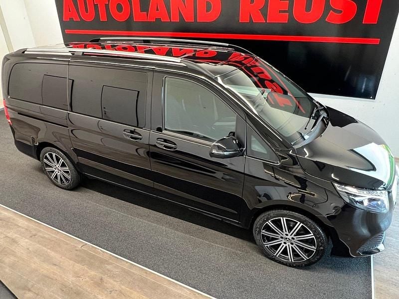 Gebraucht Mercedes V220 163 PS (119 kW) 2024 Van / Kleinbus