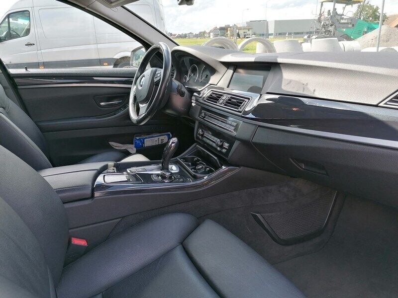 Gebraucht BMW 530 Luxury Line 258 PS (189 kW) 2013 Kombi