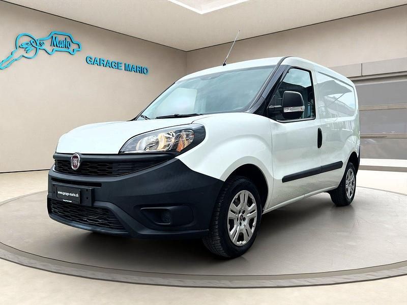 Gebraucht Fiat Doblò 95 PS (69 kW) 2018 Van / Kleinbus