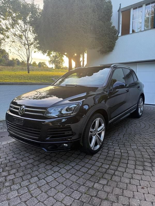 Gebraucht 2012 VW Touareg R-line BlueMotion SUV | CHF 14’199 (Fairer Preis) - Bild 1/4