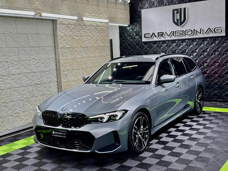 Gebraucht BMW 330 Performance 245 PS (180 kW) 2024 Kombi
