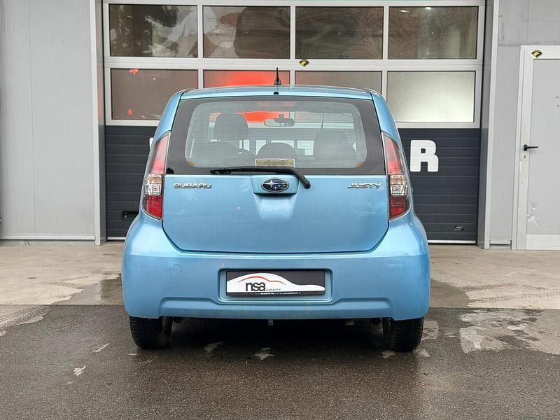 Gebraucht Subaru Justy 91 PS (66 kW) 2011 Kleinwagen