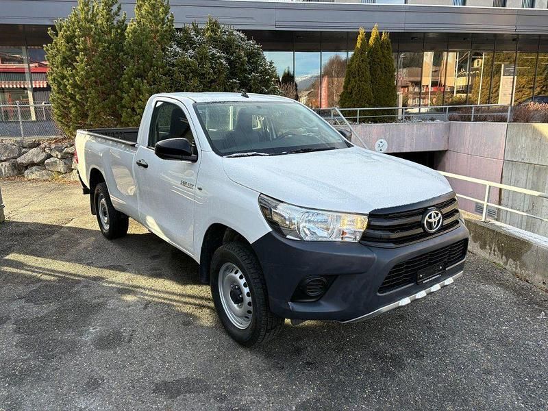 Gebraucht Toyota HiLux Luna 150 PS (110 kW) 2017 Abholung