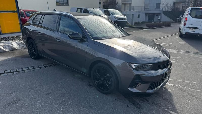 Gebraucht Opel Astra 130 PS (95 kW) 2024 Grau Kombi