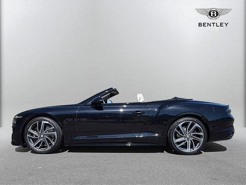 Neu Bentley Continental 771 PS (567 kW) 2025 Schwarz Cabrio