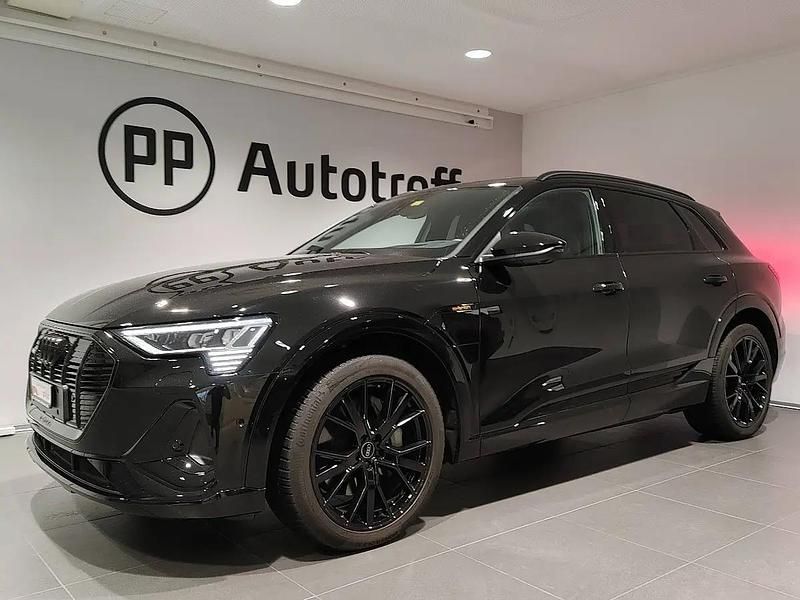Gebraucht Audi e-tron S-Line 300 kW (408 PS) 2025 Schwarz SUV