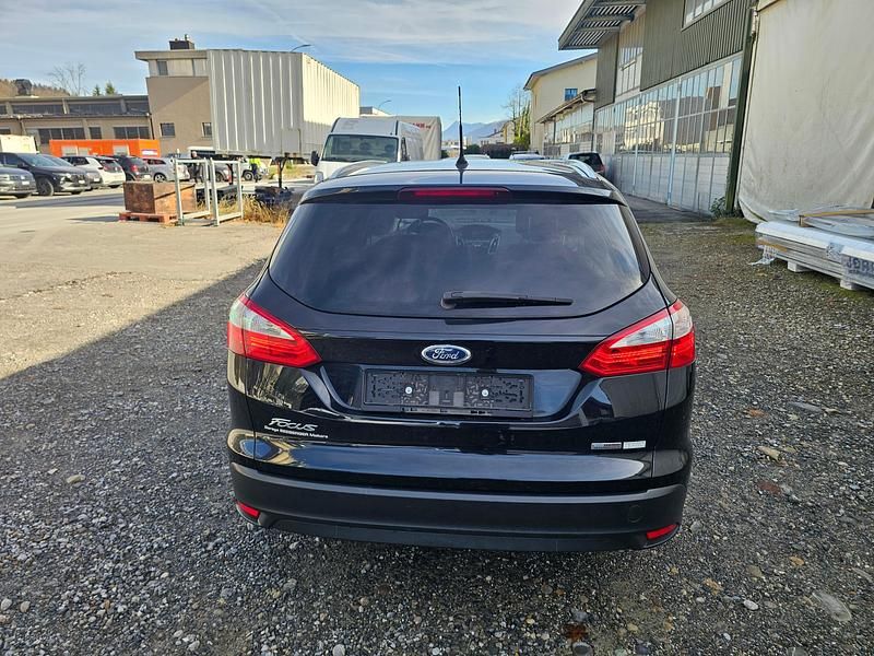 Gebraucht Ford Focus Trend 100 PS (73 kW) 2012