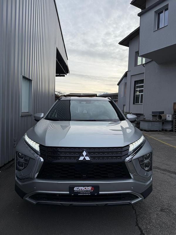 Gebraucht Mitsubishi Eclipse Cross Intense 188 PS (138 kW) 2023 SUV
