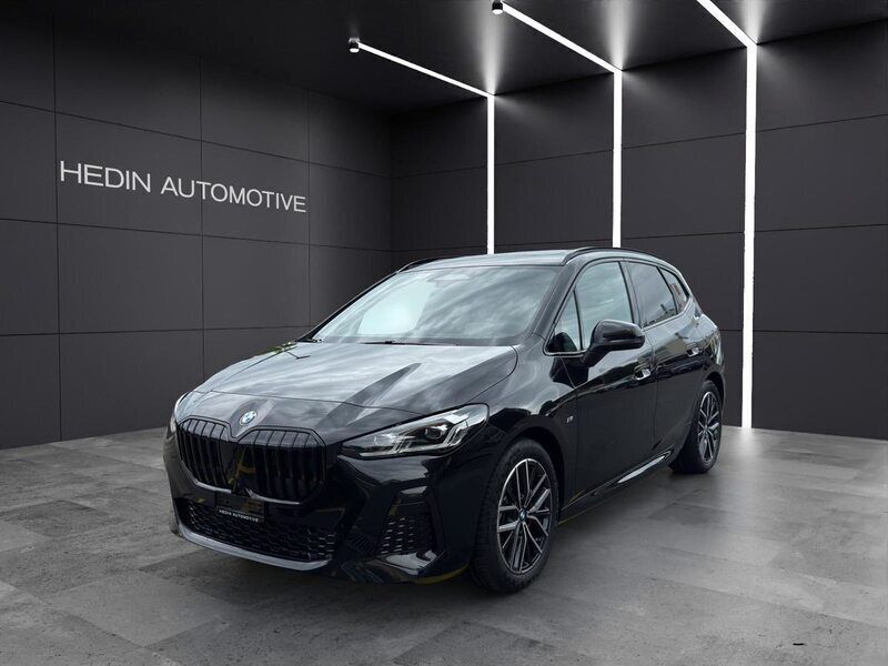 Neu BMW 220 Active Tourer Comfort Edition 170 PS (125 kW) 2025 Schwarz Van / Kleinbus