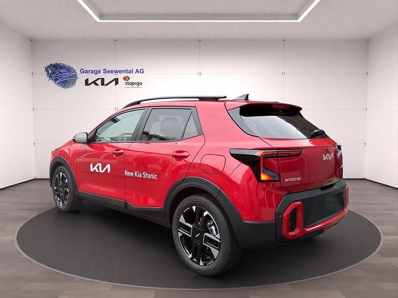 Neu Kia Stonic GT-Line 115 PS (84 kW) 2026 Rot SUV