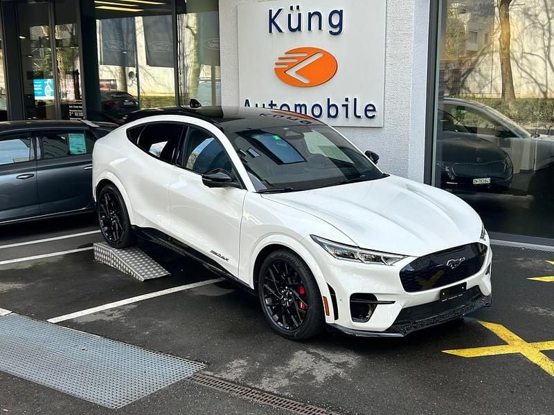 Weiss Gebraucht 2024 Ford Mustang Mach-E GT SUV | CHF 53’900 (Teuer) - Bild 1/4