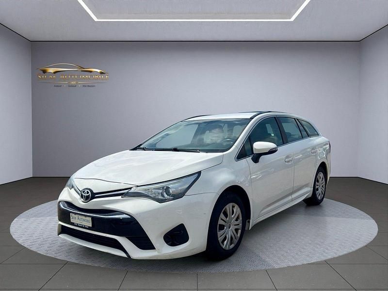 Gebraucht Toyota Avensis Multidrive S 147 PS (108 kW) 2016 Kombi
