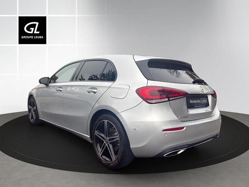 Gebraucht Mercedes A180 Night 136 PS (100 kW) 2022 Grau Limousine