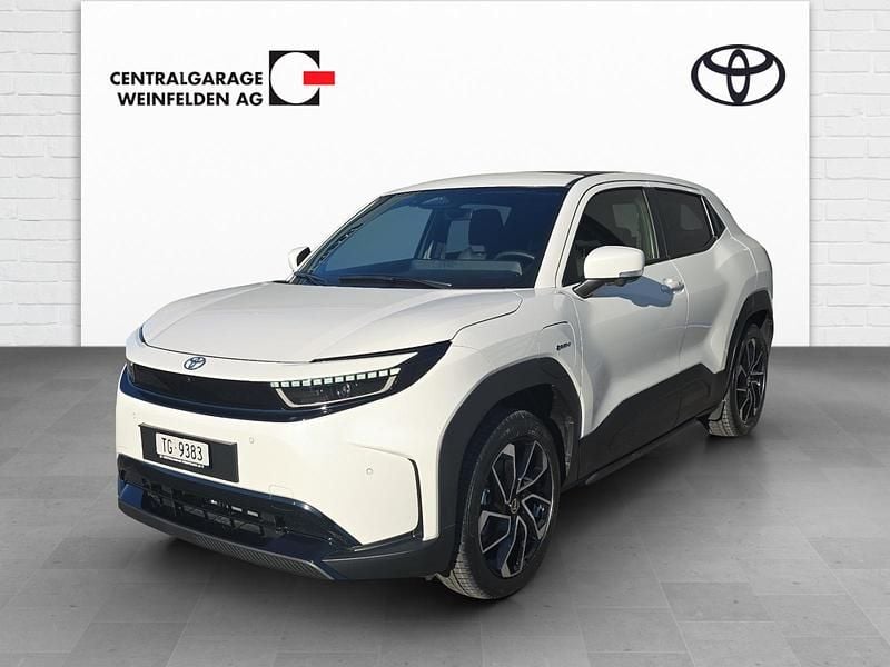 Weiss Neu 2025 Toyota Urban Cruiser Premium SUV | CHF 37’490 (Guter Preis) - Bild 1/4