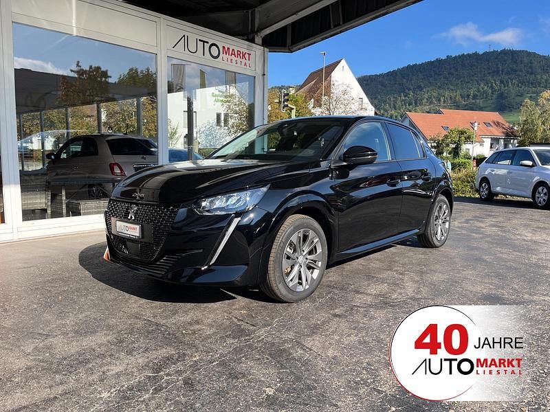 Gebraucht 2023 Peugeot e-208 Allure Kleinwagen | CHF 22’900 (Etwas zu teuer) - Bild 1/4