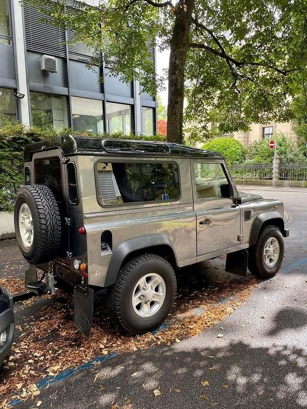 Gebraucht Land Rover Defender 122 PS (89 kW) 2015 Kombi