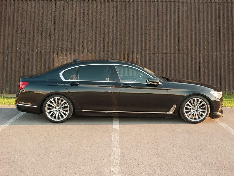 Gebraucht BMW 730L Executive 265 PS (194 kW) 2016 Limousine