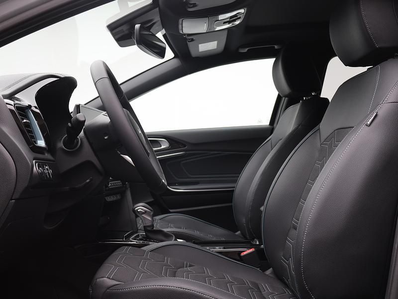 Neu Kia XCeed 180 PS (132 kW) 2025 Grau SUV