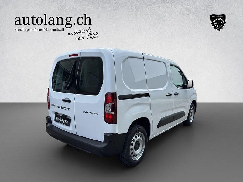 Neu Peugeot Partner S 131 PS (96 kW) 2025 Van / Kleinbus